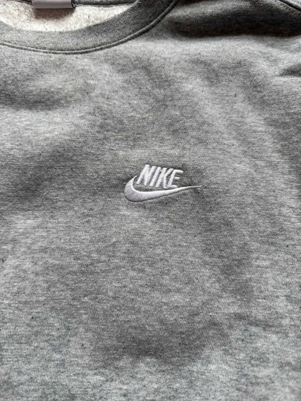 Men’s Nike Crewneck Sweatshirt - Picture 2 of 3